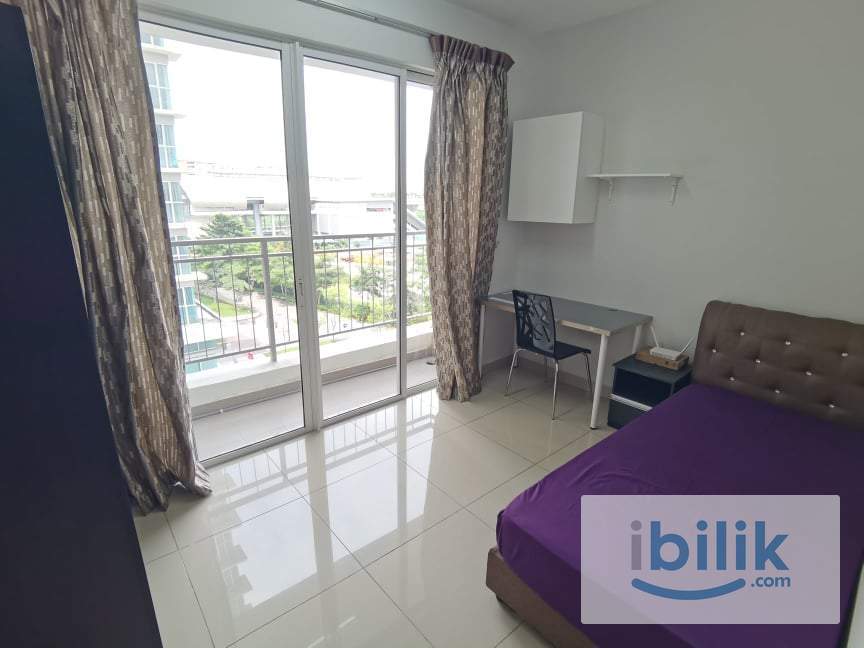 🚅NEXT TO LRT🚅 . FEMALE UNIT, BACLONY MEDIUM BEDROOM, AVAILABLE NOW - Image 3