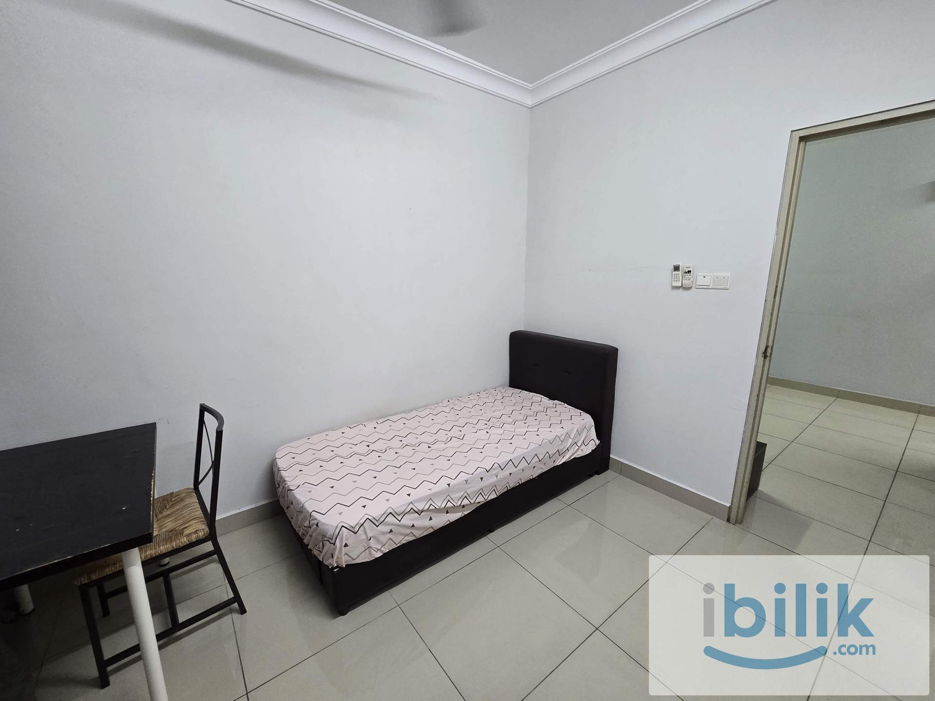 FEMALE UNIT, MEDIUM BEDROOM. AVAILABLE NOW  - Image 2