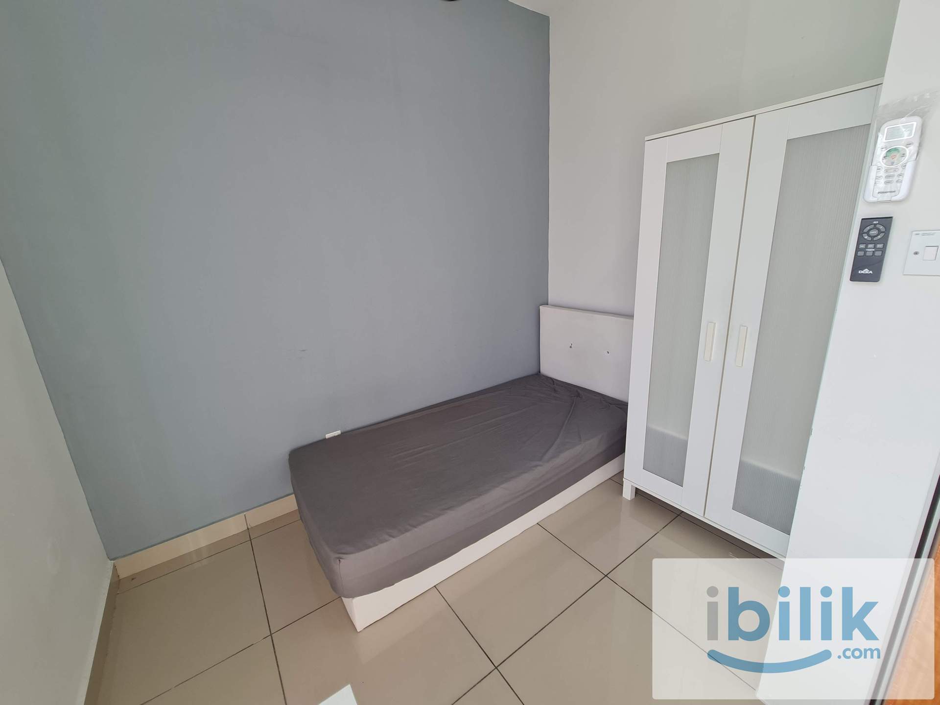 NEXT TO LRT🚉 SINGLE BEDROOM. AVAILABLE NOW - Image 3