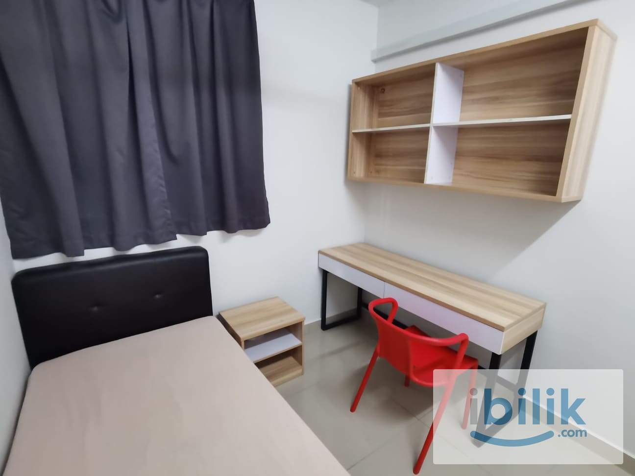 ⭐FEMALE UNIT⭐, MEDIUM BEDROM, AVAILABLE NOW - Image 1