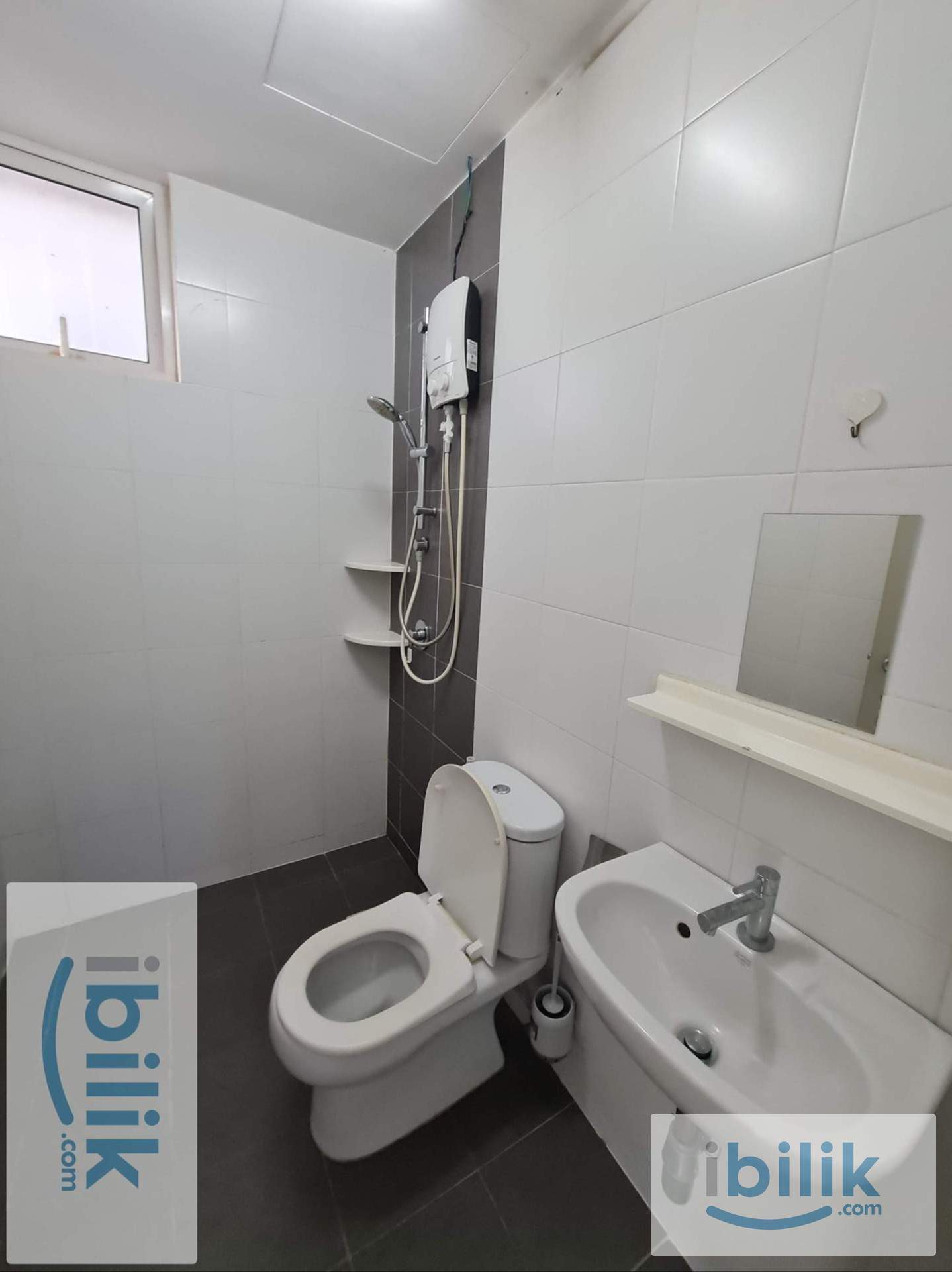 ⭐FEMALE UNIT⭐, MEDIUM BEDROM, AVAILABLE NOW - Image 5