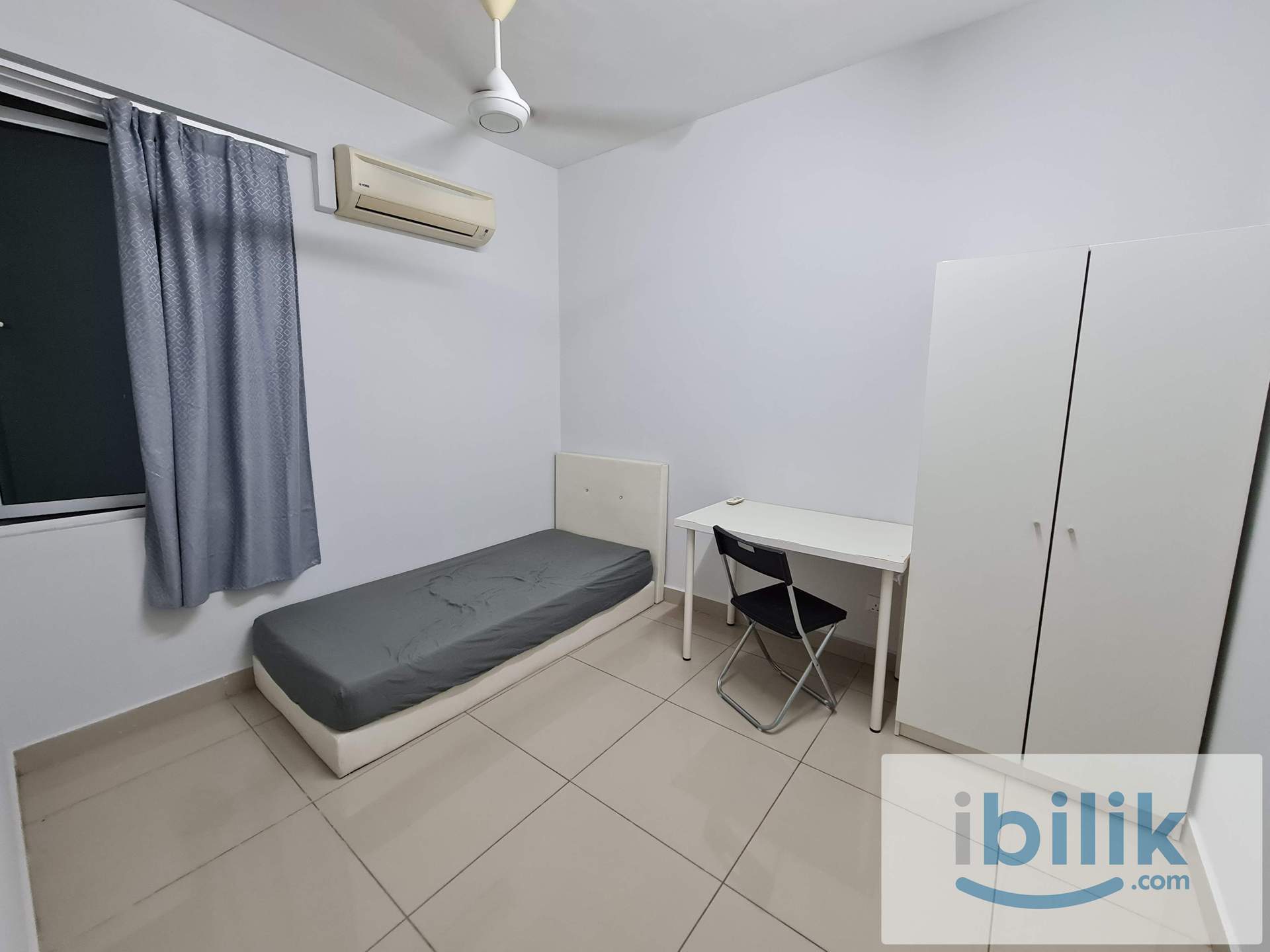 Medium bedroom. 2 Person share 1 bathroom.  - Image 1