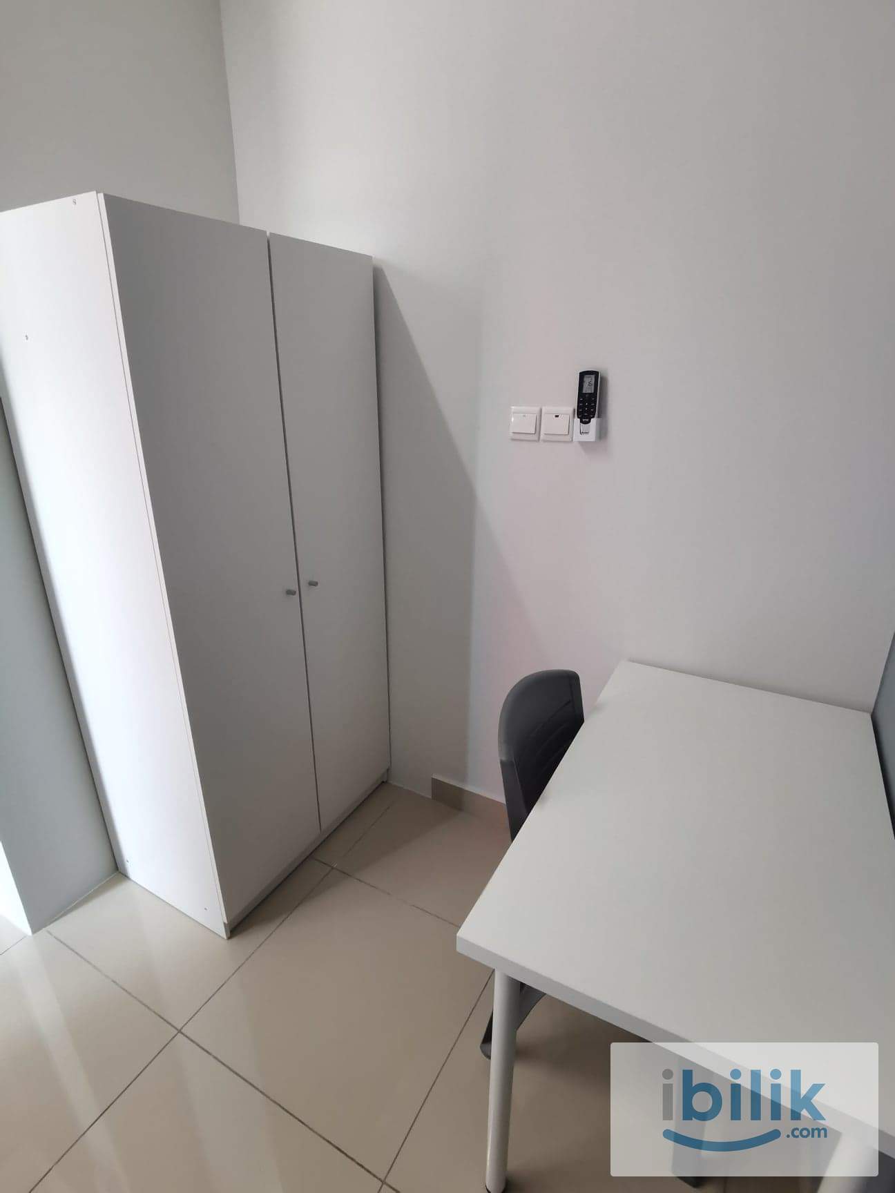 ⭐NEXT TO LRT, ⭐FEMALE UNIT, SINGLE BEDROOM. AVAILABLE NOW - Image 2