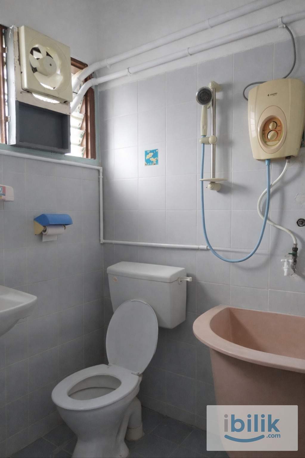 Master bedroom  - Image 2