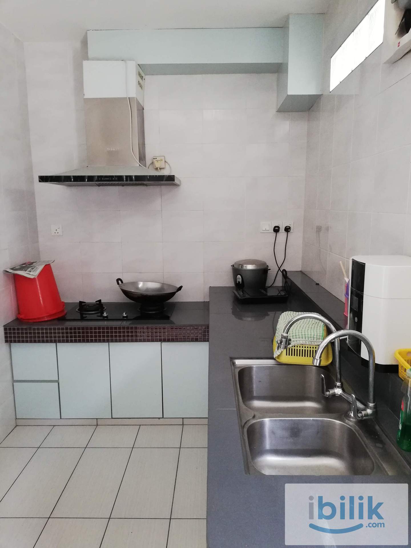  SS2 Clean & Comfy Room – Ideal for UM Students & Young Working Professionals!  - Image 4