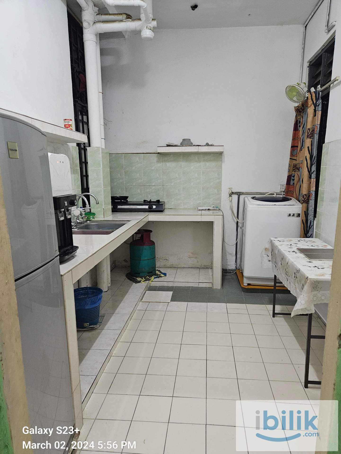 Male unit @ Middle Room - Image 4
