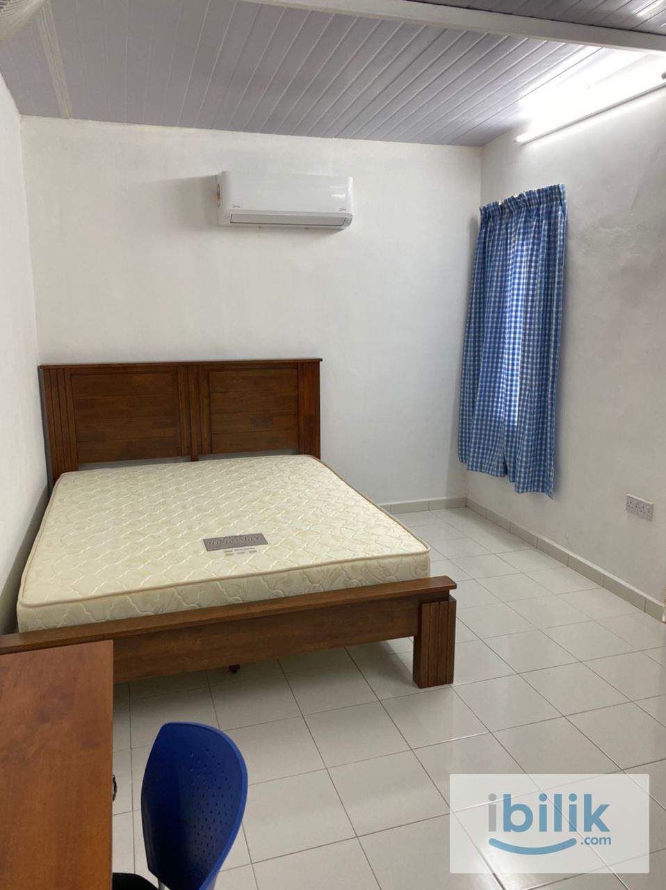 Tip Top Clean Master Bedroom Intermediate Room For Rent in Kulim - Image 5