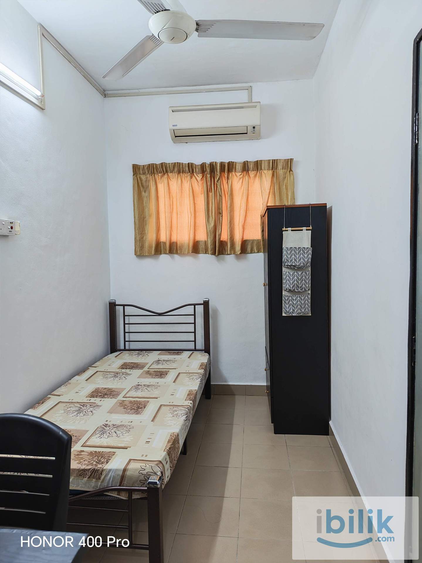 USJ2 house quiet, next to playground – own bath, furnished room posted by owner - Image 1
