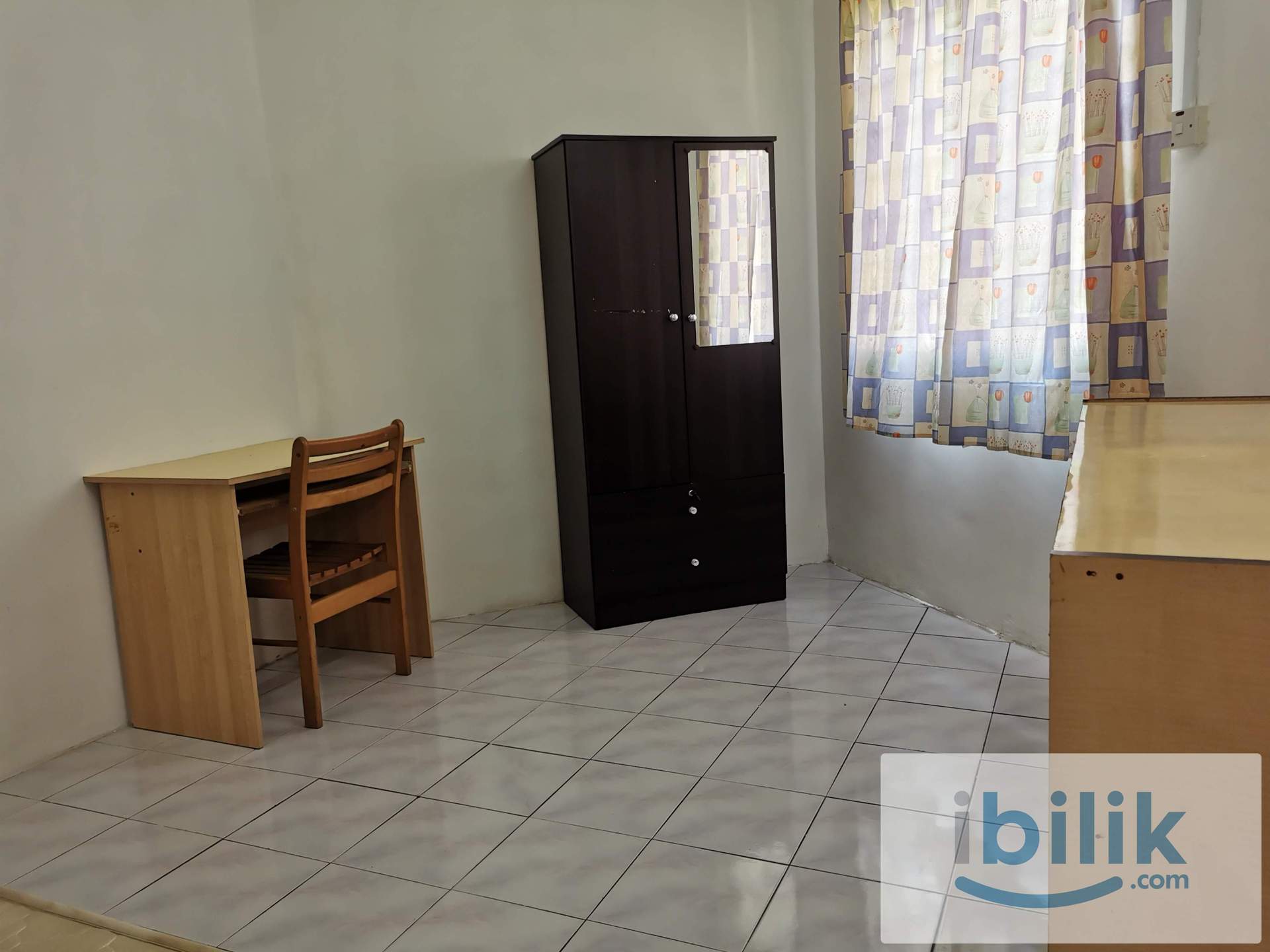 USJ Goodyear Court 3 (beside Taipan LRT station) – fully furnished female room - Image 1