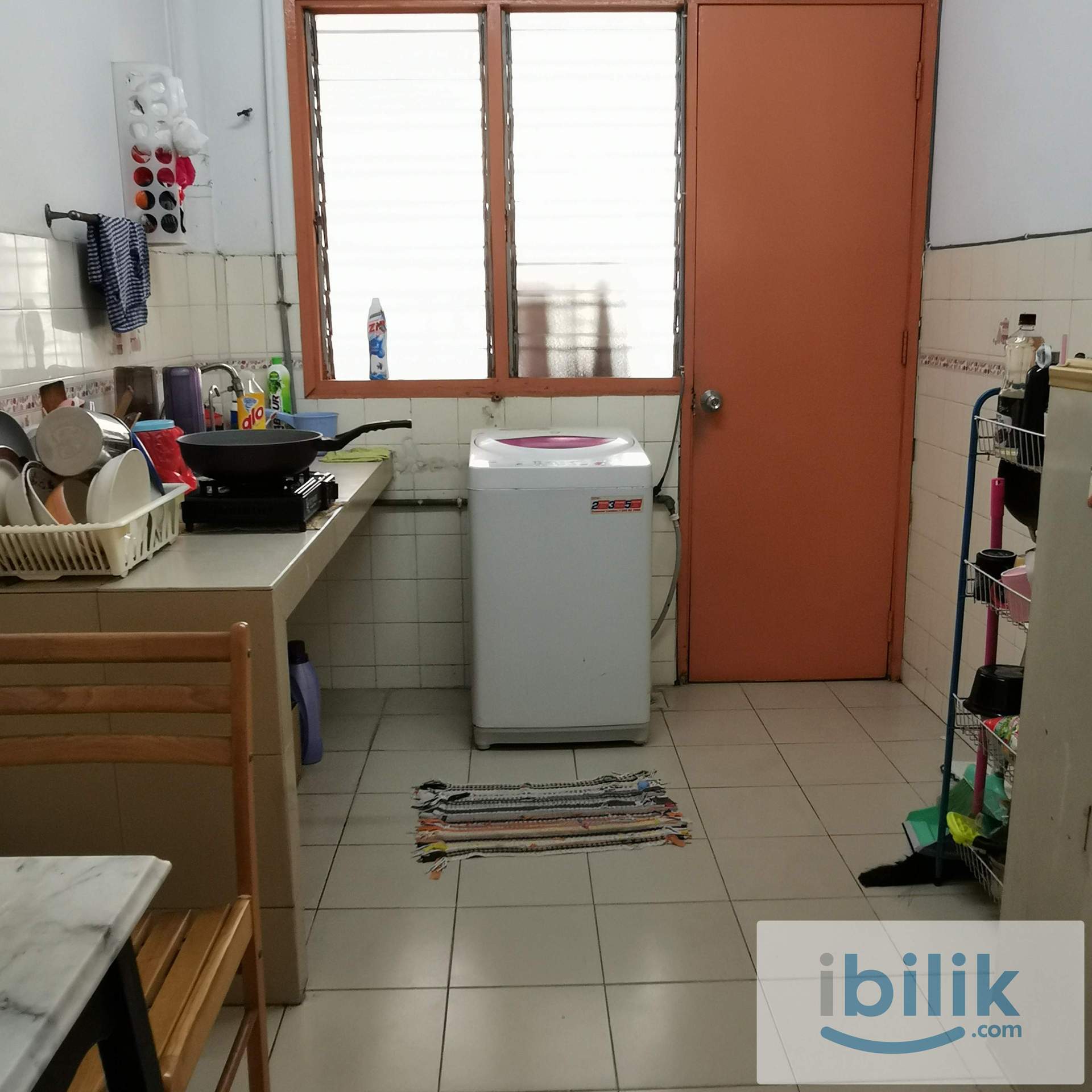 USJ Goodyear Court 3 (beside Taipan LRT station) – fully furnished female room - Image 2