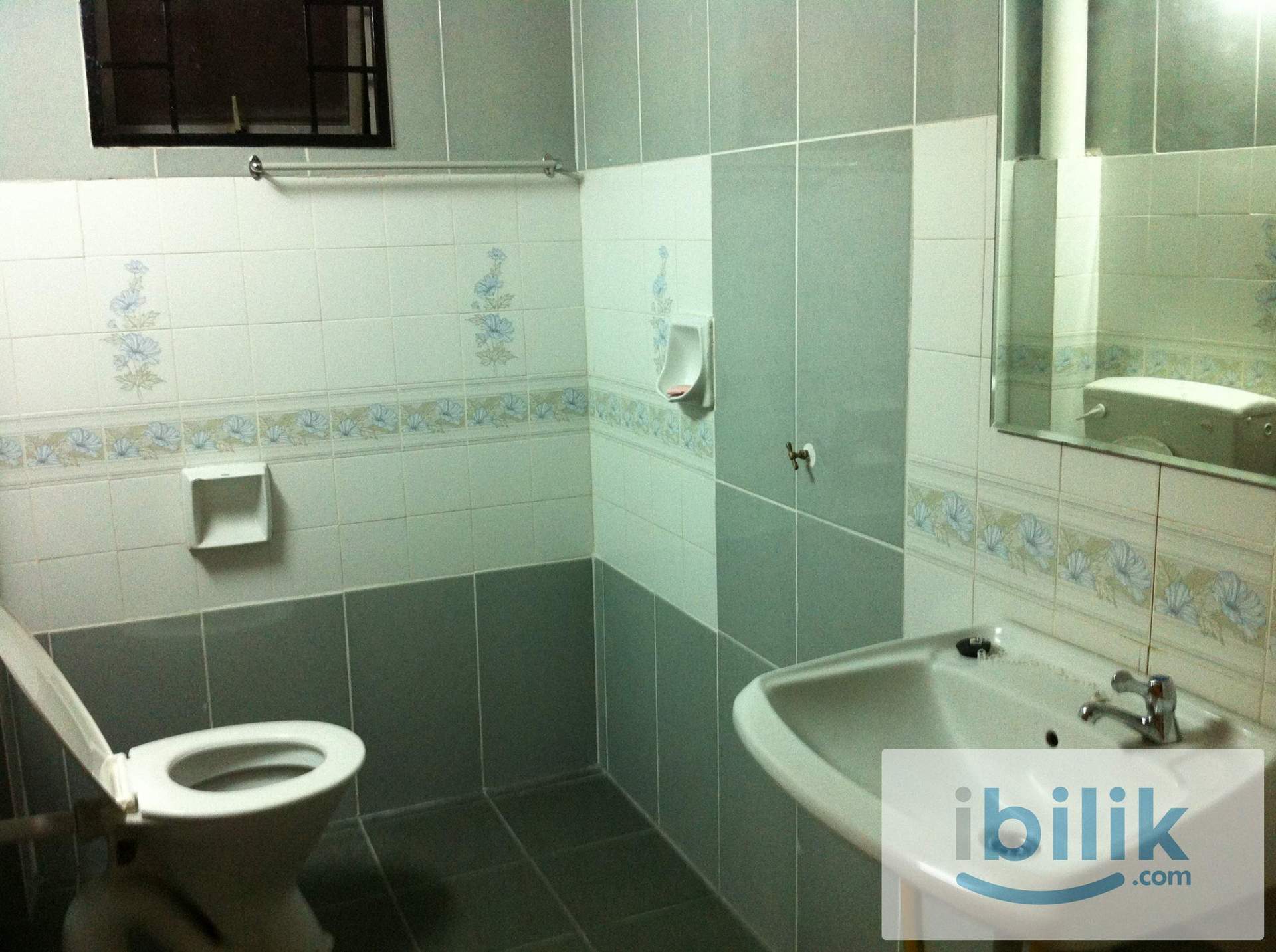 USJ Goodyear Court 3 (beside Taipan LRT station) – fully furnished female room - Image 3