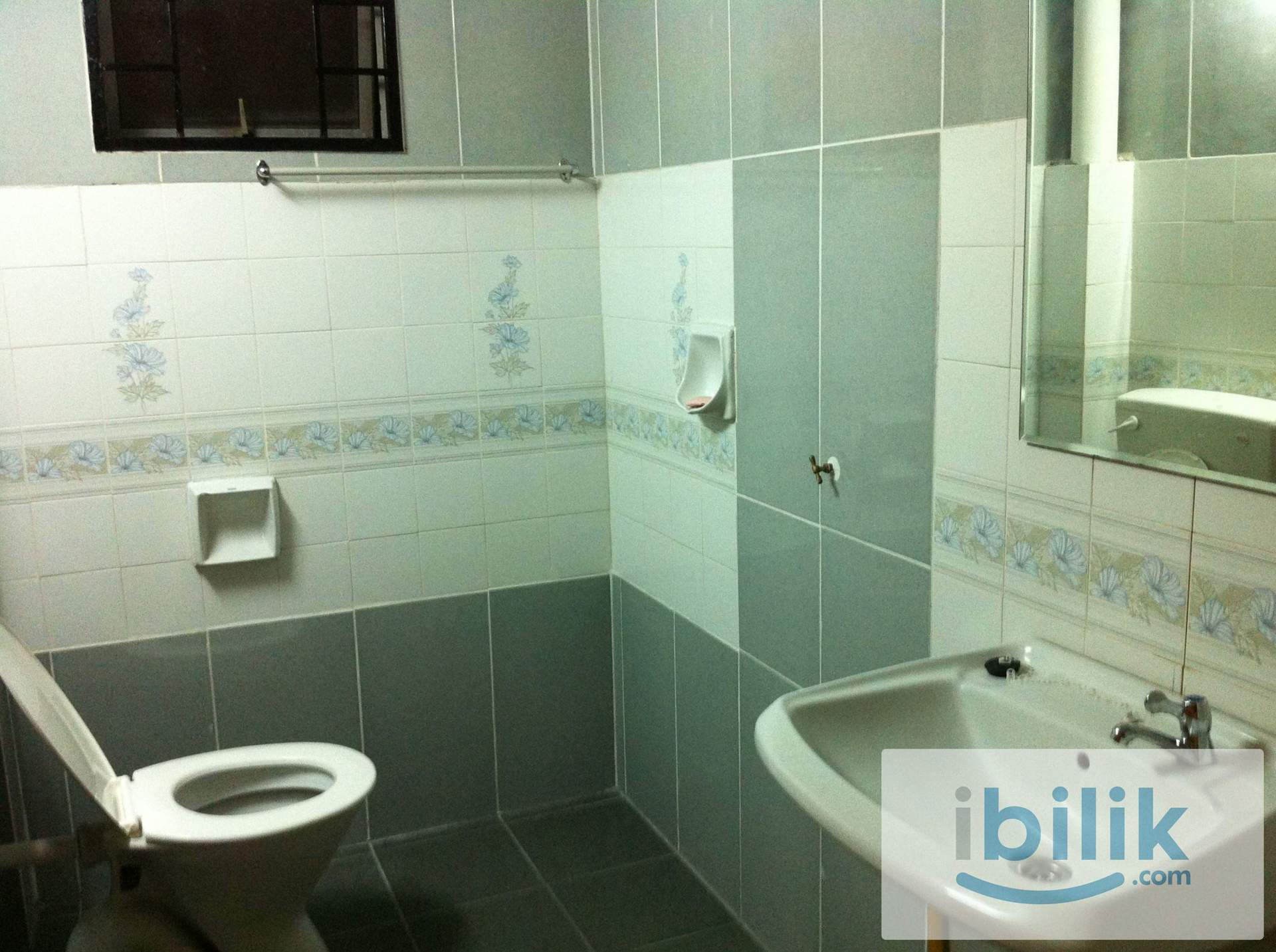 USJ Goodyear Court 3 (beside Taipan LRT station) – fully furnished aircond female room - Image 3
