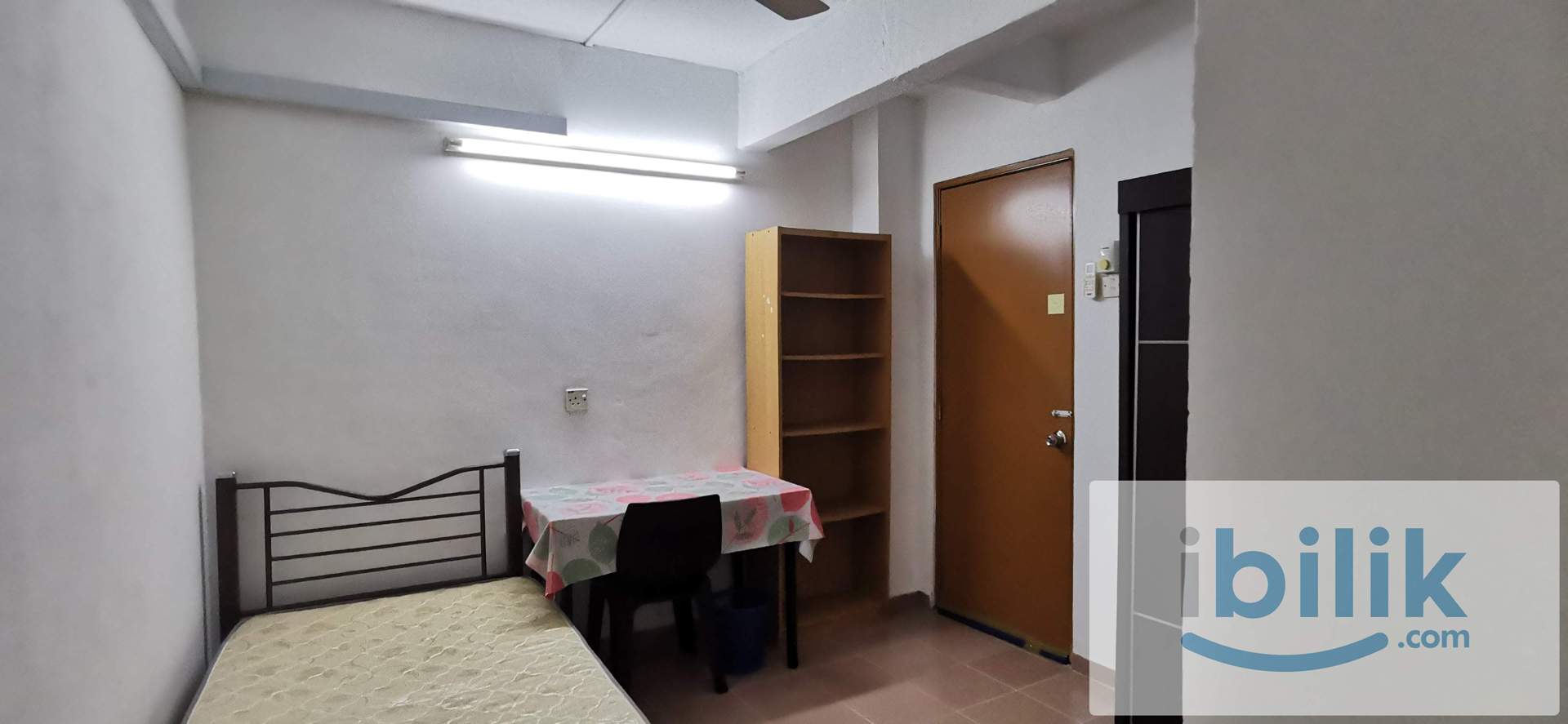 SS15 house facing Subang Jaya LRT / KTM station – own bath, room furnished posted by owner - Image 2