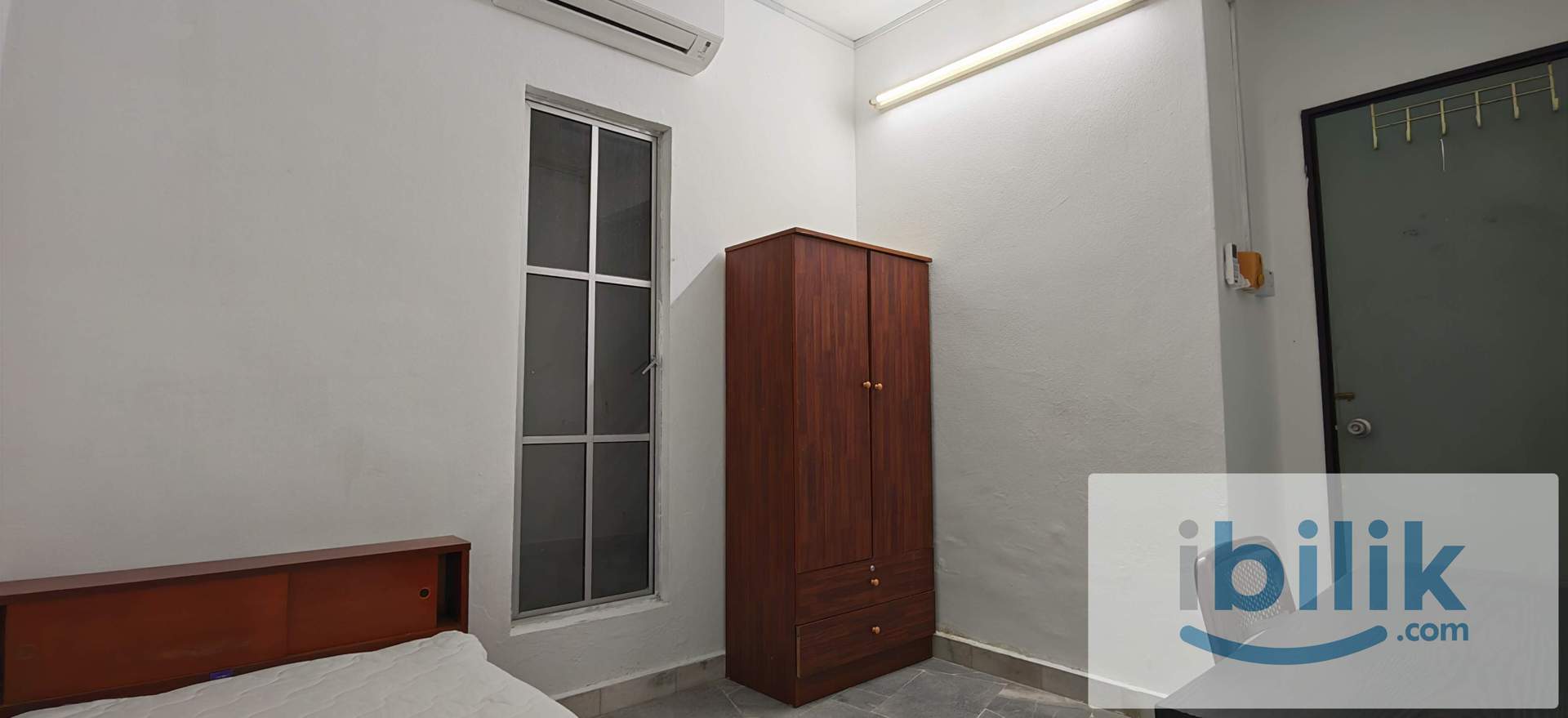 USJ2 house quiet, next to playground – fully furnished, air cond room posted by owner - Image 1