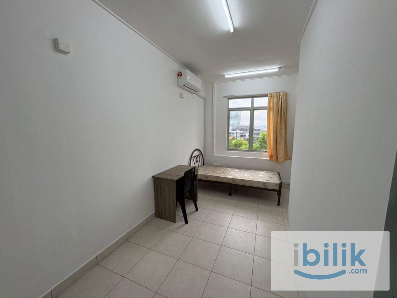 [Female Only] Single Room at Cyberia Smarthomes, Cyberjaya (MMU / UOC / Tamarind) - Image 1