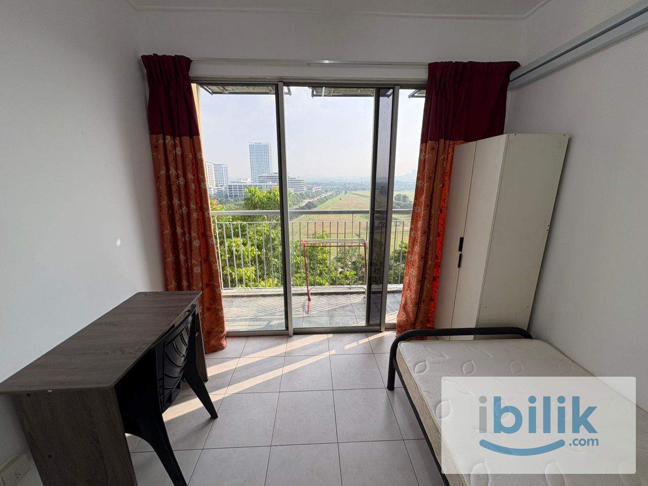 [Female Only] Single Room with Balcony at Cyberia Smarthomes, Cyberjaya (near MMU/ UOC/ Tamarind) - Image 2