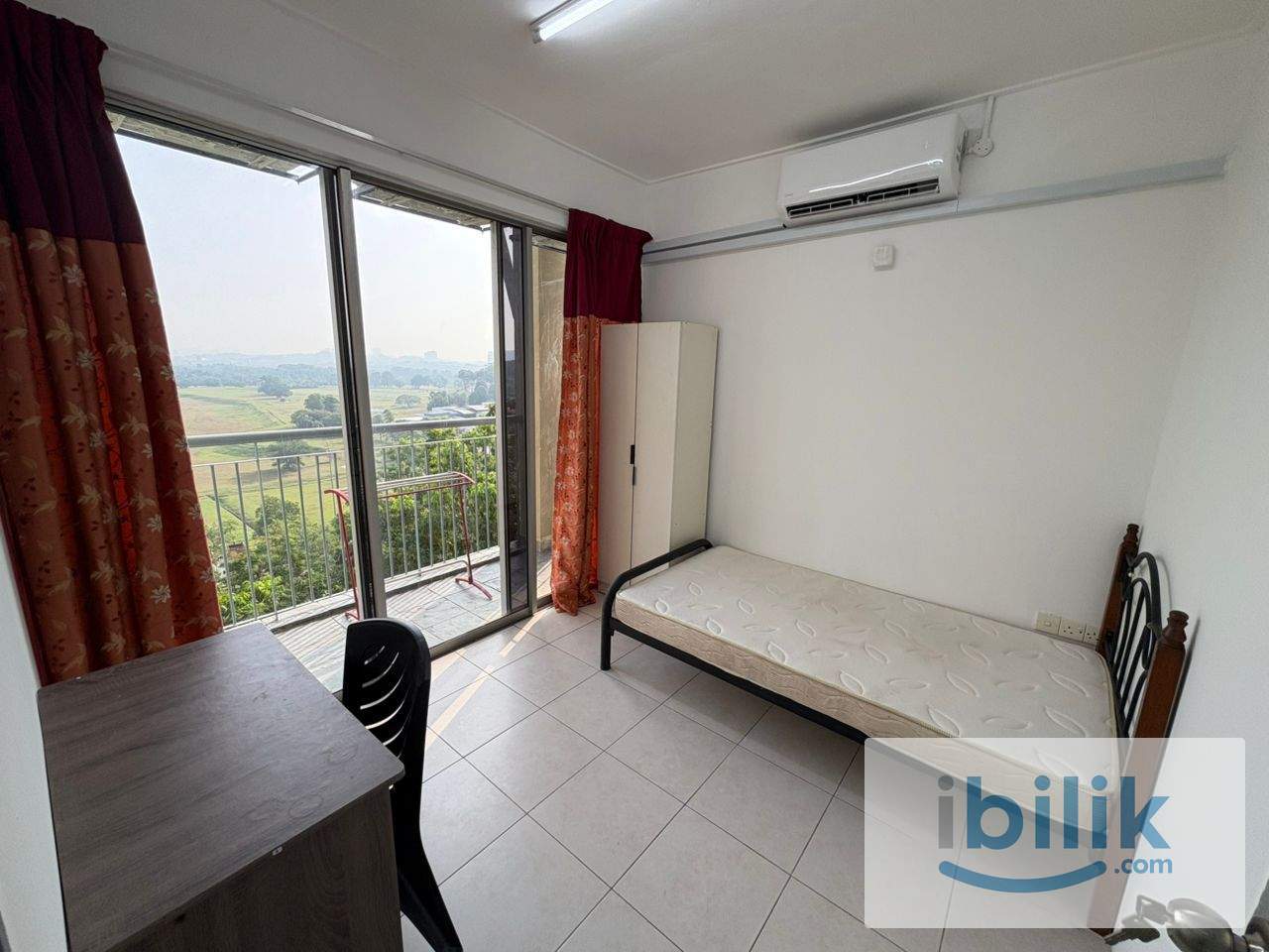 [Female Only] Single Room with Balcony at Cyberia Smarthomes, Cyberjaya (near MMU/ UOC/ Tamarind) - Image 3