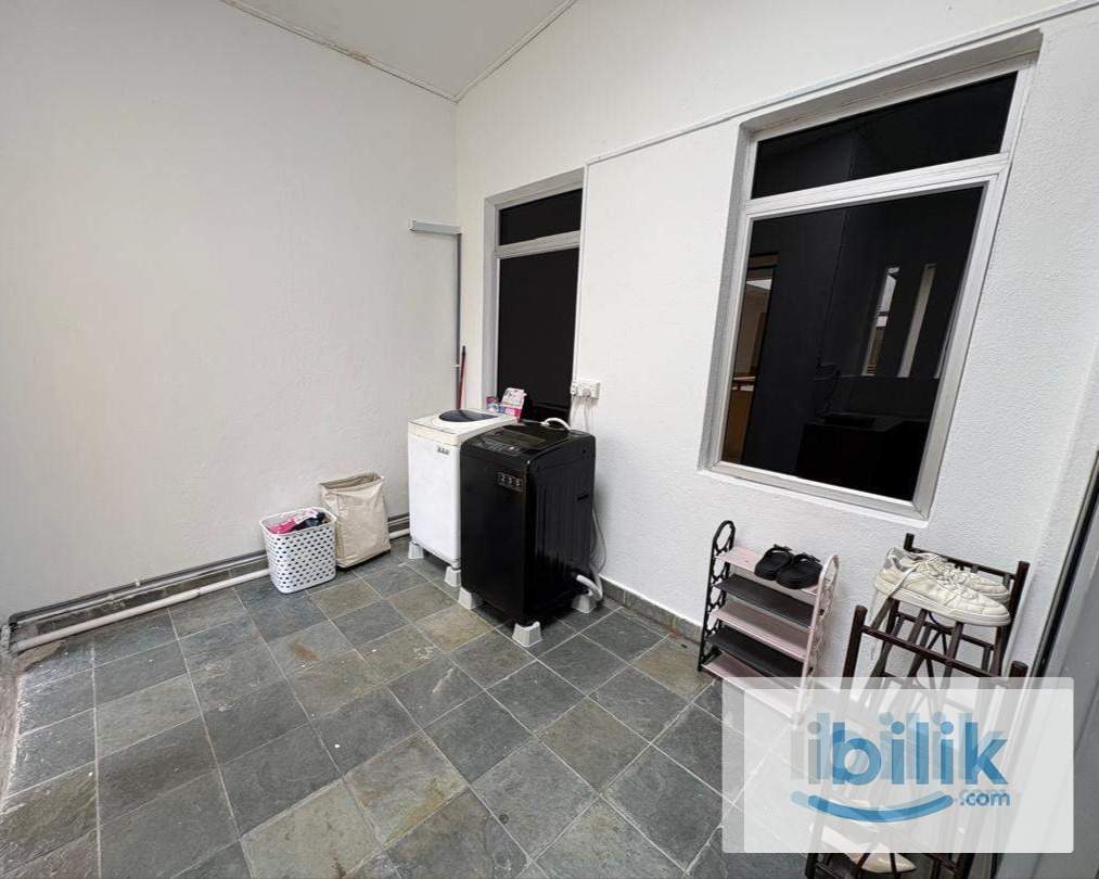 [Female Only] Single Room with Balcony at Cyberia Smarthomes, Cyberjaya - Image 5