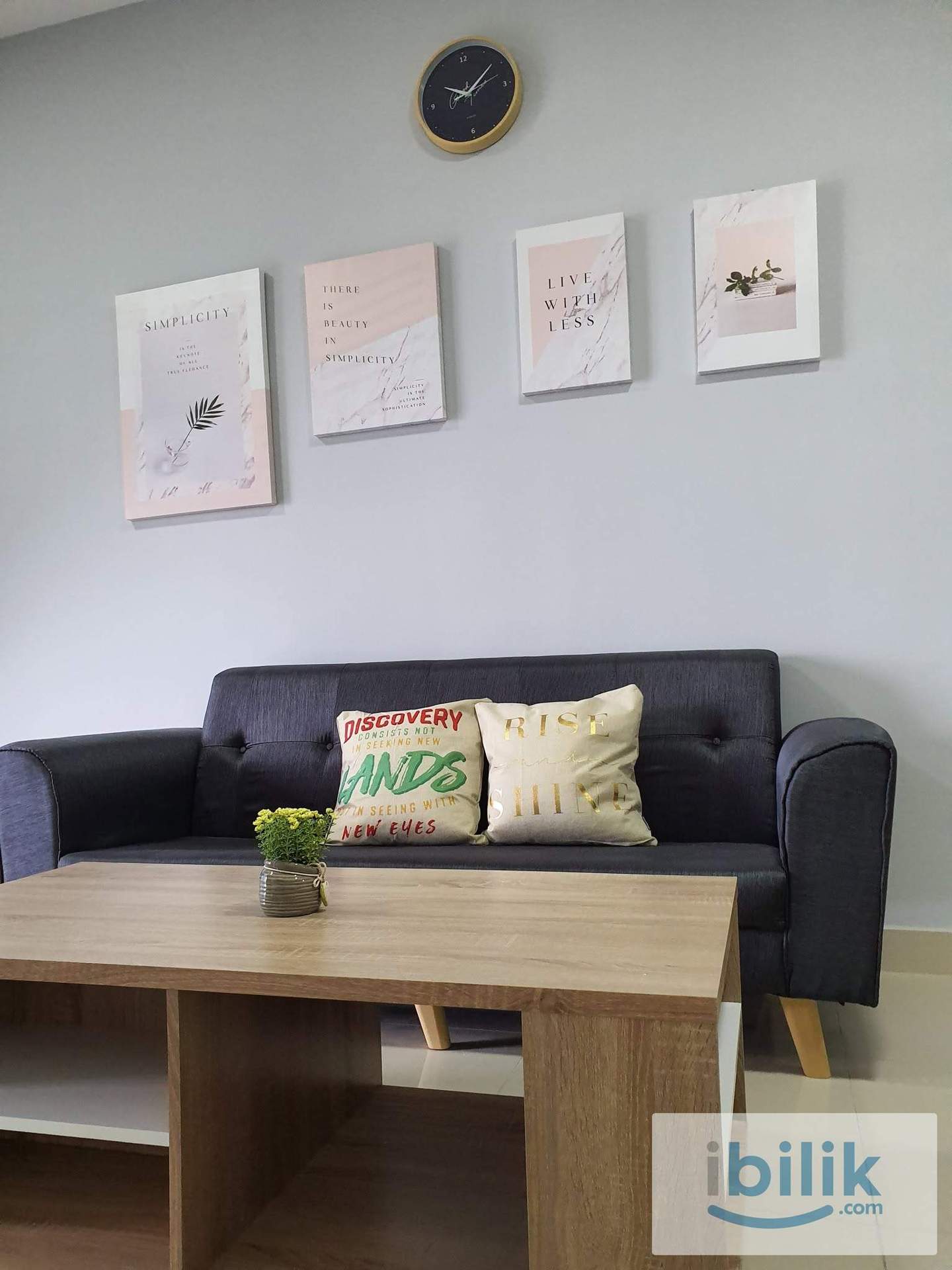 Medium room for rent at Symphony Tower, near c180, Seri Kembangan - Image 1