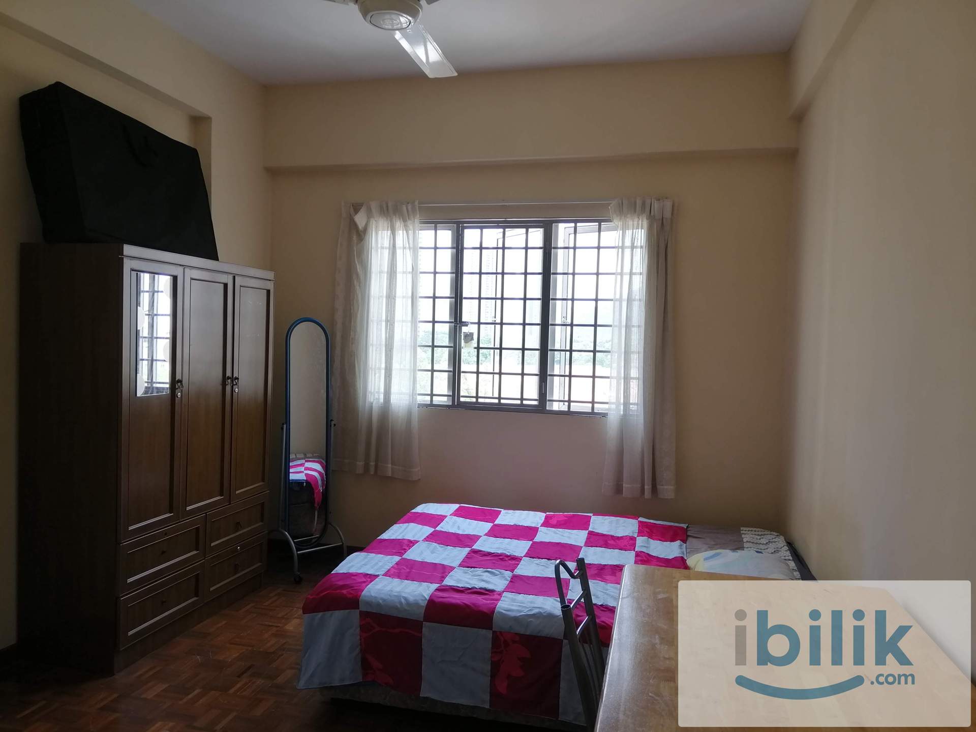 Middle Room at Menara Menjalara, Bandar Menjalara - Image 4