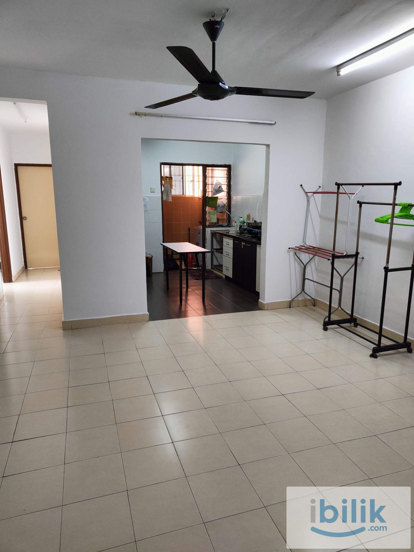 Medium room available near Aeon Shopping Kepong & MRT METRO PRIMA - Image 5