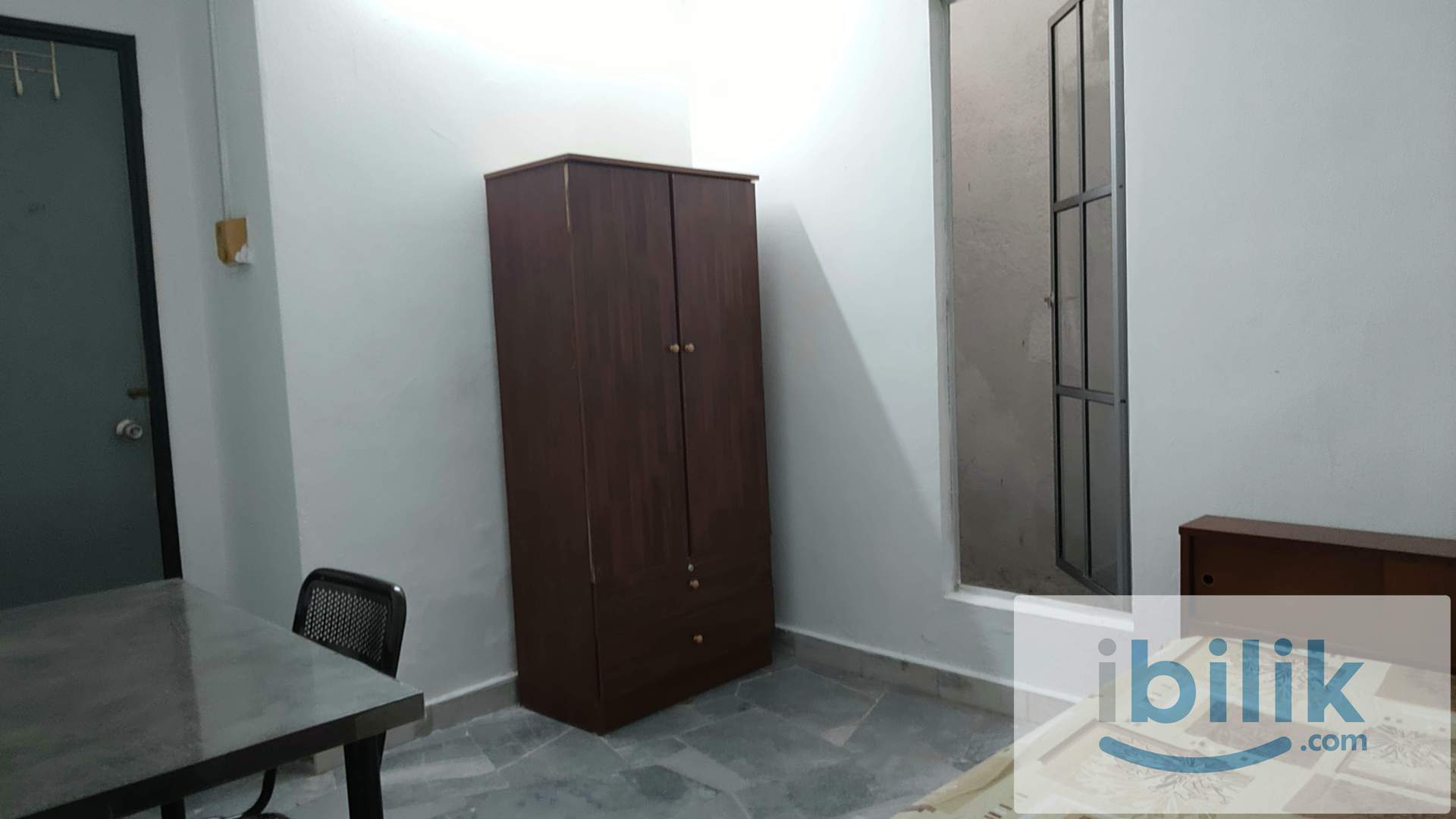 USJ2 Air cond room in quiet house opposite padang posted by owner - Image 1