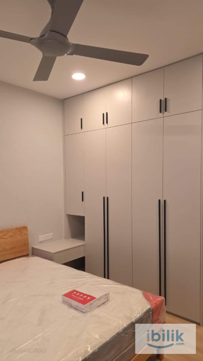 SS18 Room with attached Private Bathroom - Image 1