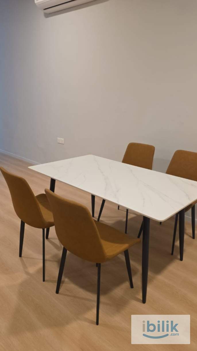 SS18 Room with attached Private Bathroom - Image 4