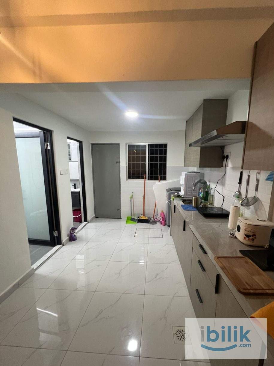 Single Room - Image 4