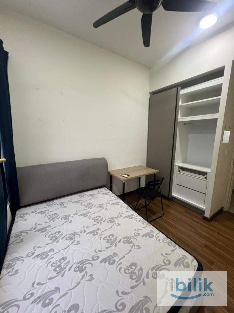 Medium Big Room with Big window - Image 2