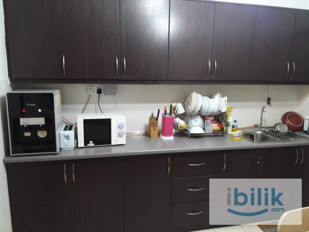 Medium Room @Suriamas Condominium, Bandar Baru Sunway - Image 5