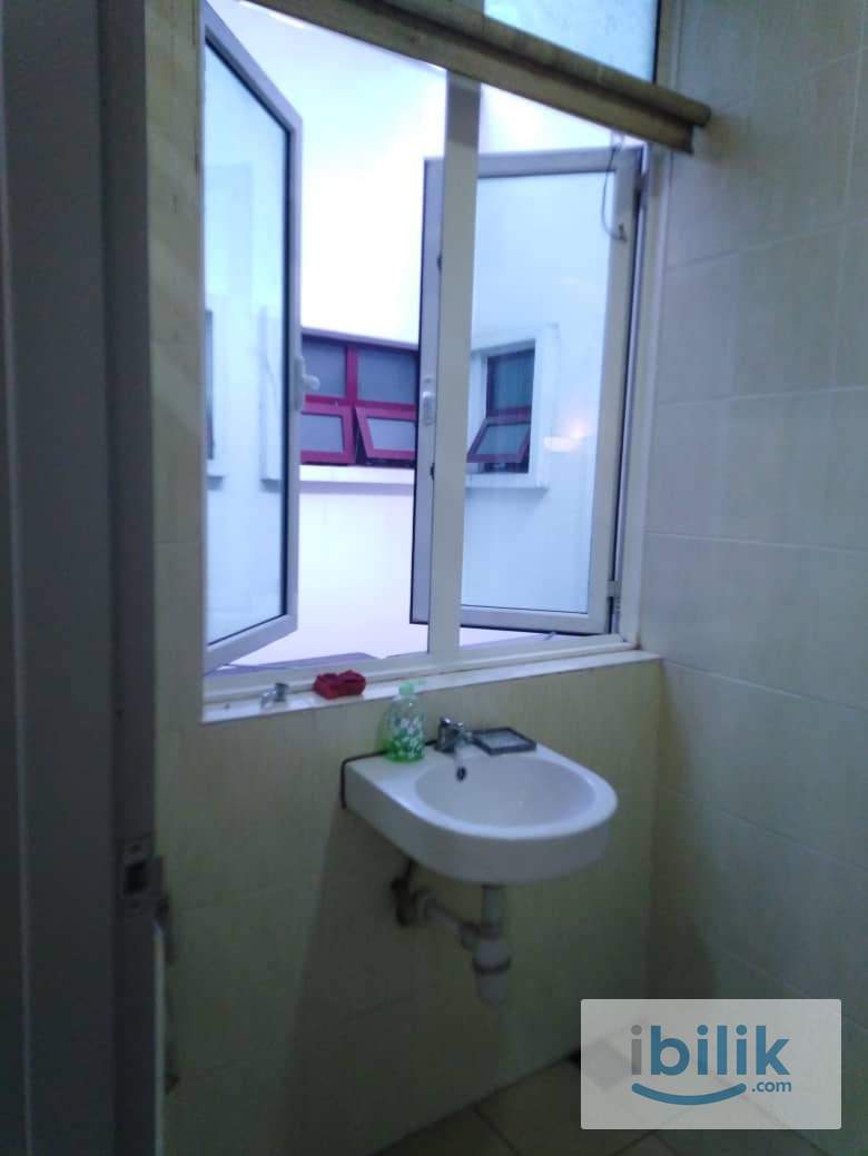 Single Room at Rafflesia Condominium, Walking Distance to LRT Sentul Timur - Image 4