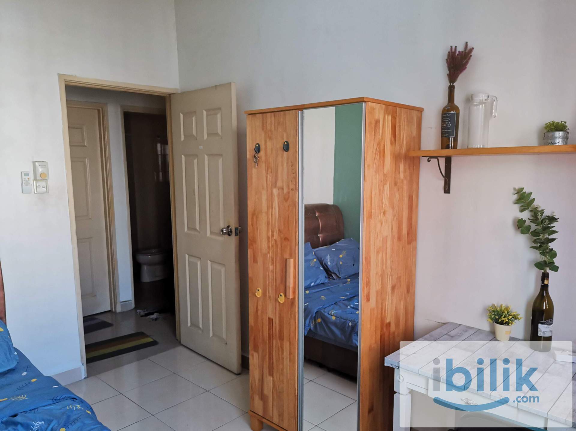 Medium Room at Suriamas Bandar Sunway - Image 1