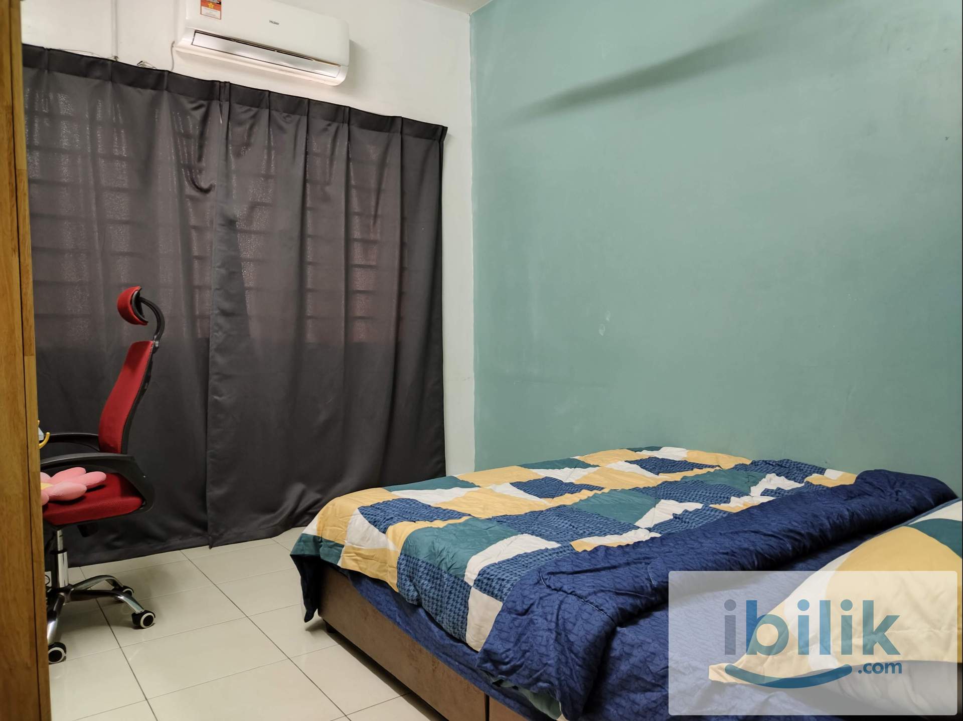 Medium Room at Suriamas Bandar Sunway - Image 2