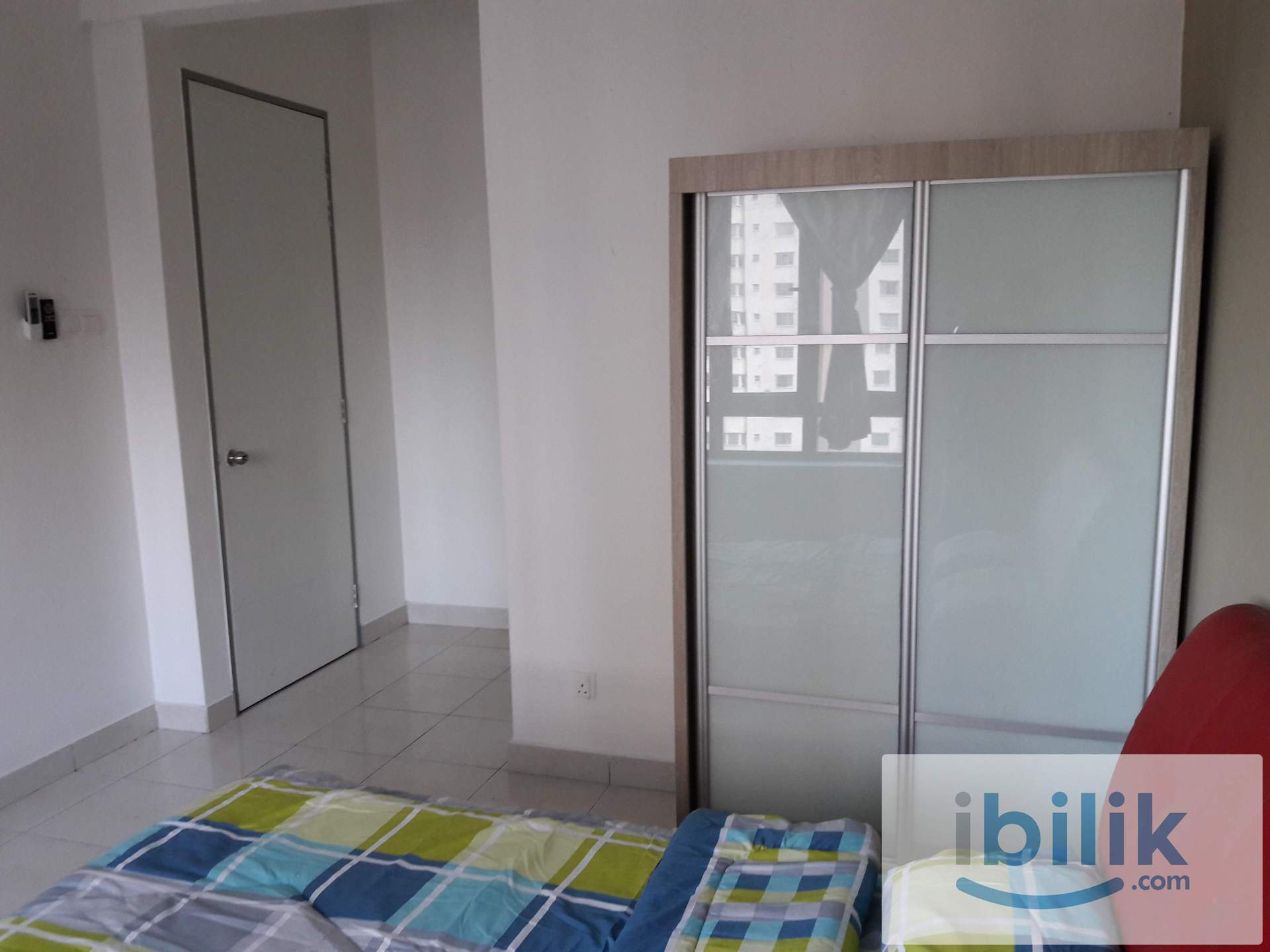 Cozy Master Room at Rafflesia Condominium,  Walking Distance to LRT Sentul Timur - Image 2