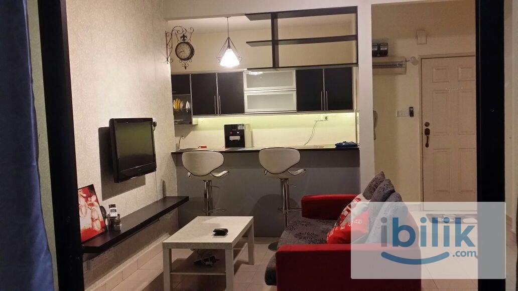 Single Room at Suriamas Condominium, Bandar Sunway - Image 3