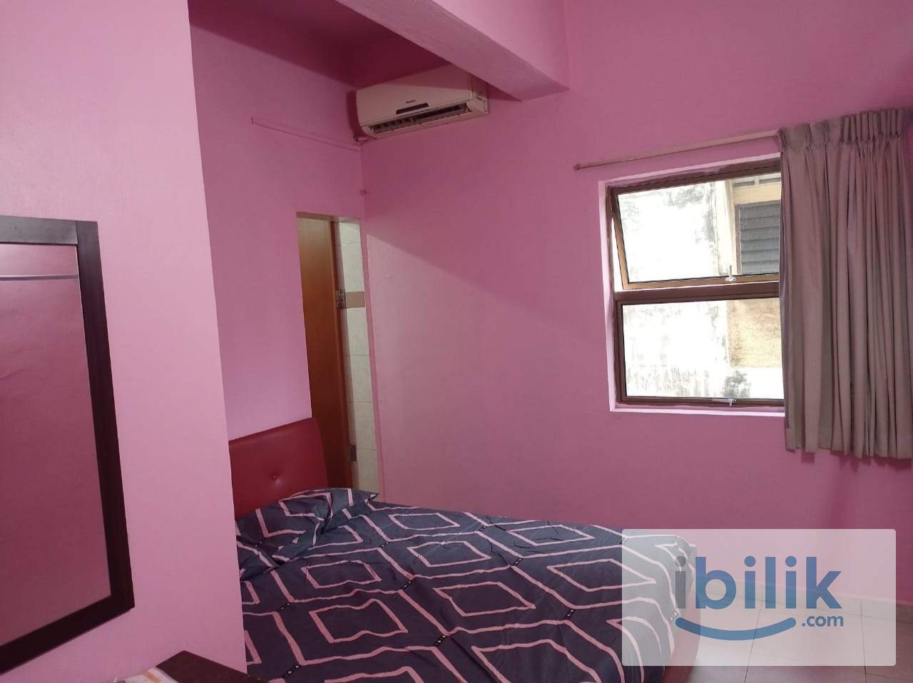 Master Room at Taman Johor Jaya, Johor Bahru - Image 3