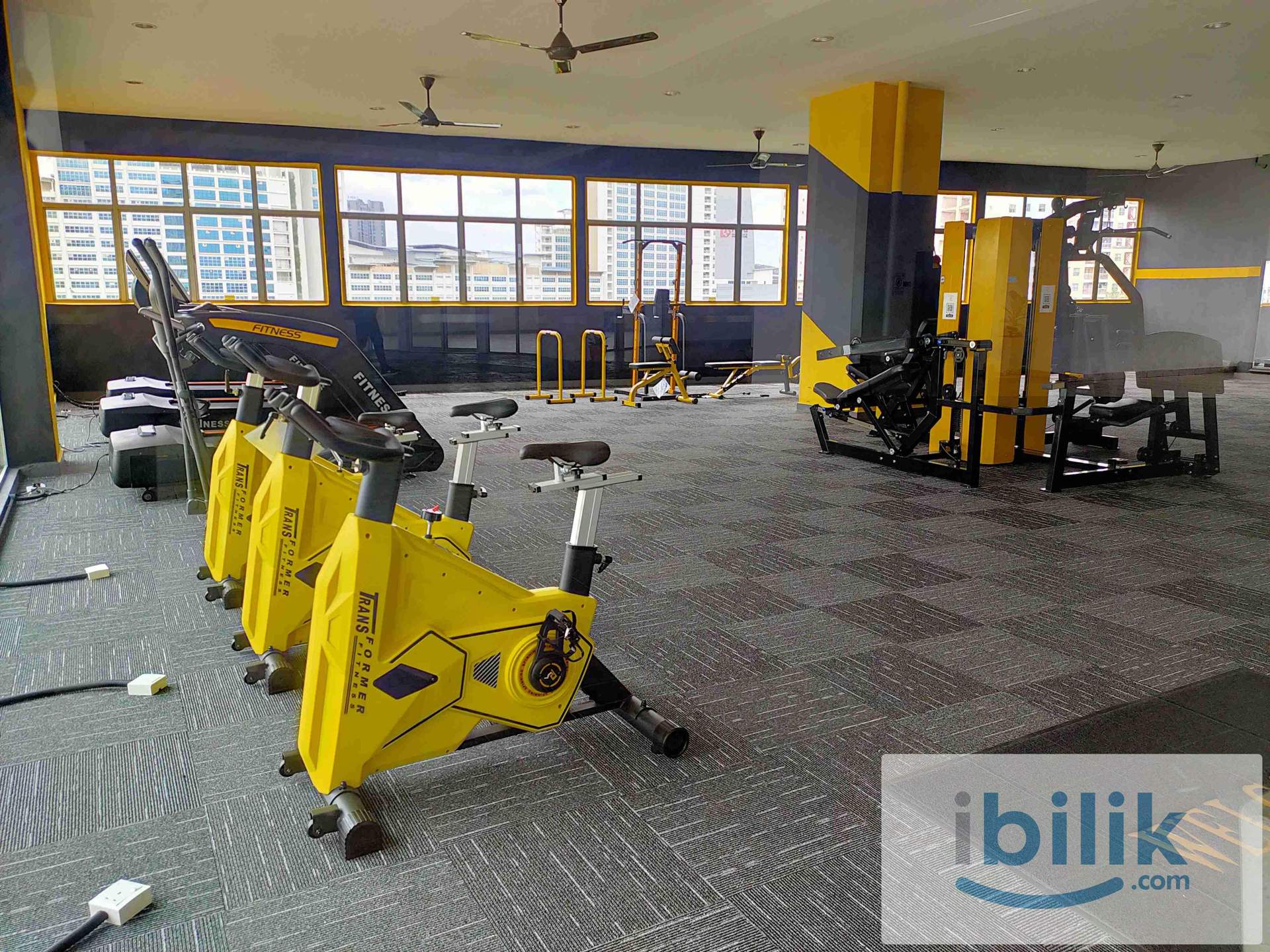 Spacious & Furnished Master Room With Air Con, Free Wi-Fi, Short Walk To LRT Stations - Image 8