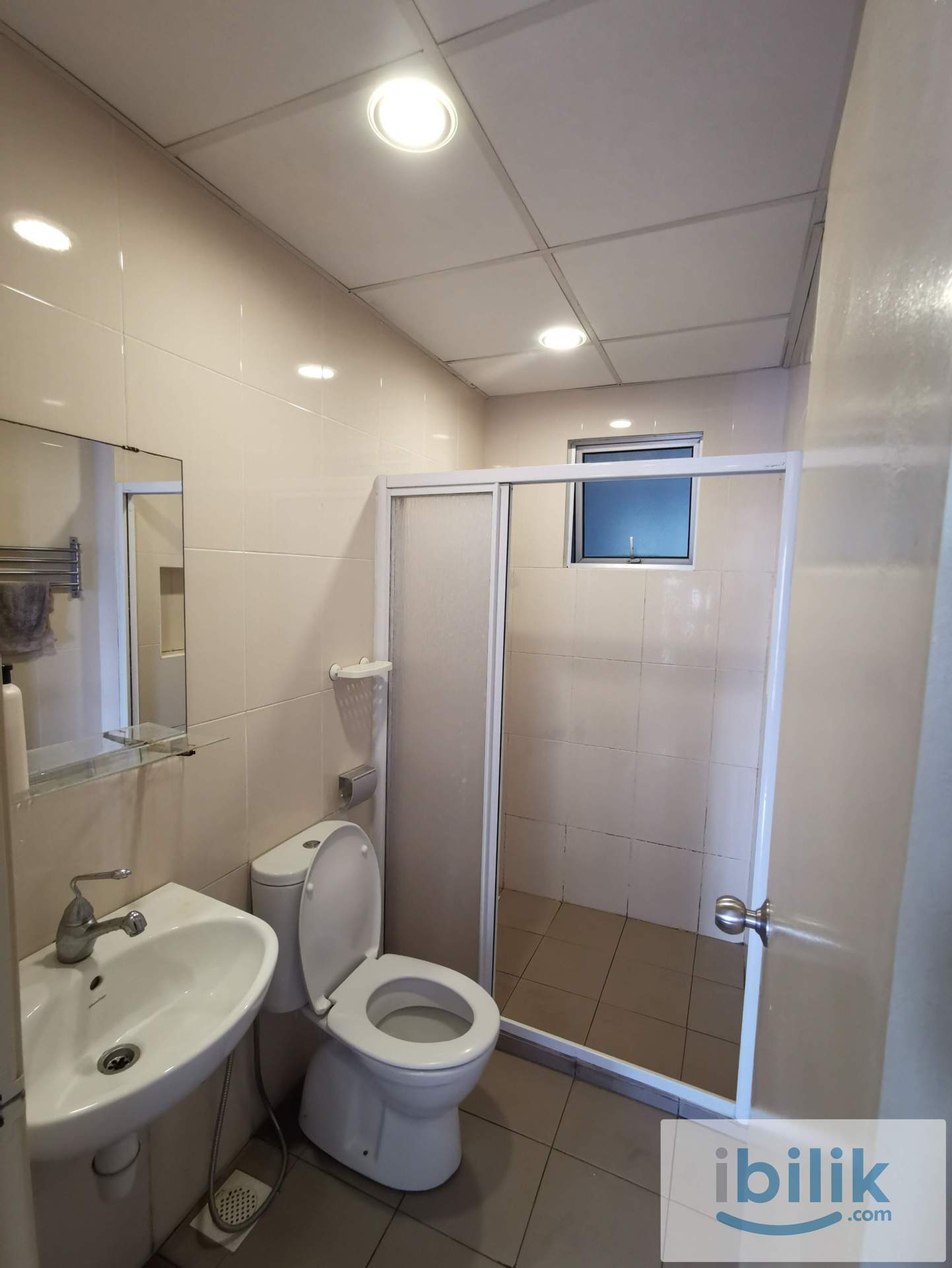 Single Room To Let @ OUG Parklane - Image 2