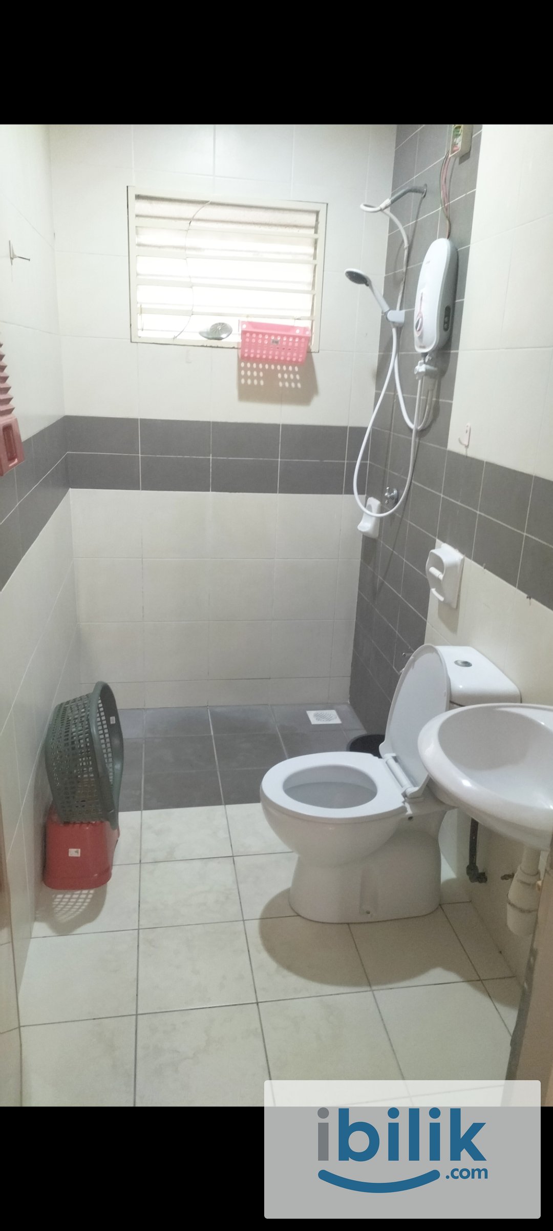 Fascinating Medium Room, Female Malay, PUTRA SURIA RESIDENT, 2min CHERAS LRT  - Image 2