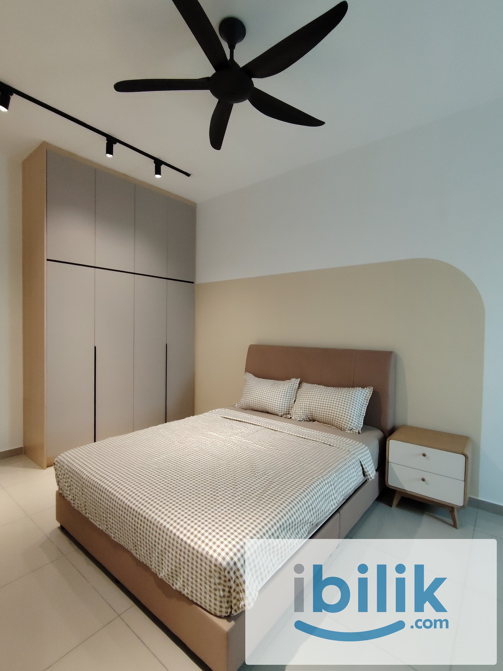 Female unit Furnished Studio-1min walk to LRT⭐⭐⭐⭐⭐ - Image 2
