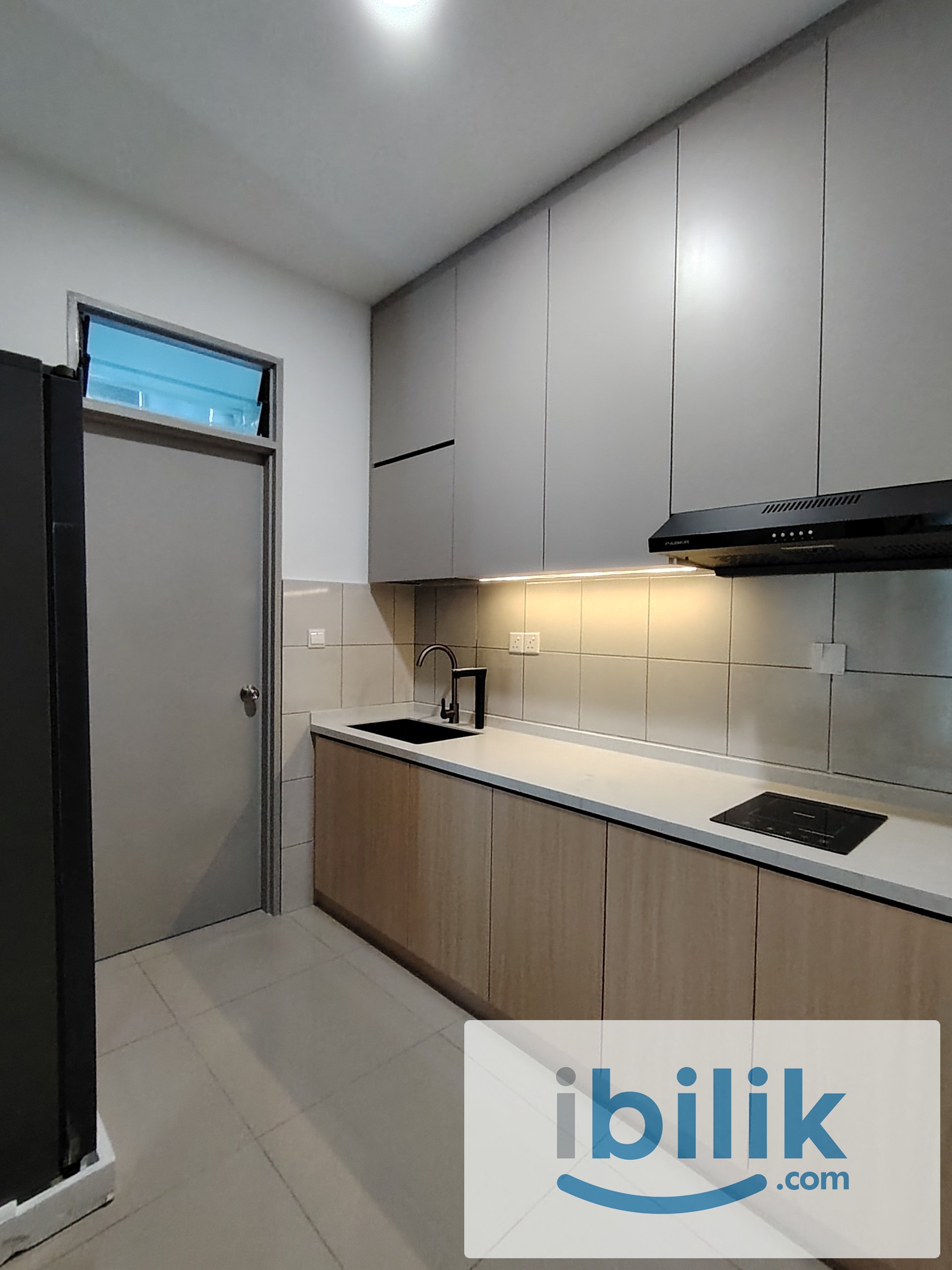 Female Unit Master Room-1 min to LRT Salak Selatan ⭐⭐⭐⭐⭐ - Image 7