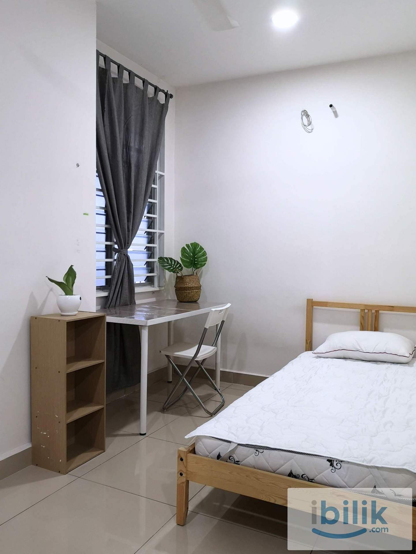 FURNISHED MEDIUM ROOM SUASANA LUMAYAN⭐⭐⭐⭐⭐ - Image 1