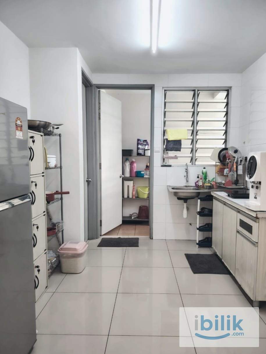 FURNISHED MEDIUM ROOM SUASANA LUMAYAN⭐⭐⭐⭐⭐ - Image 4