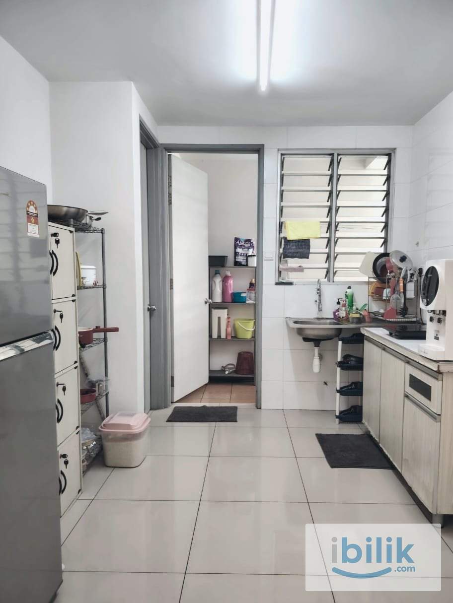 FURNISHED AIRCON SMALL ROOM SUASANA LUMAYAN⭐⭐⭐⭐⭐ - Image 2