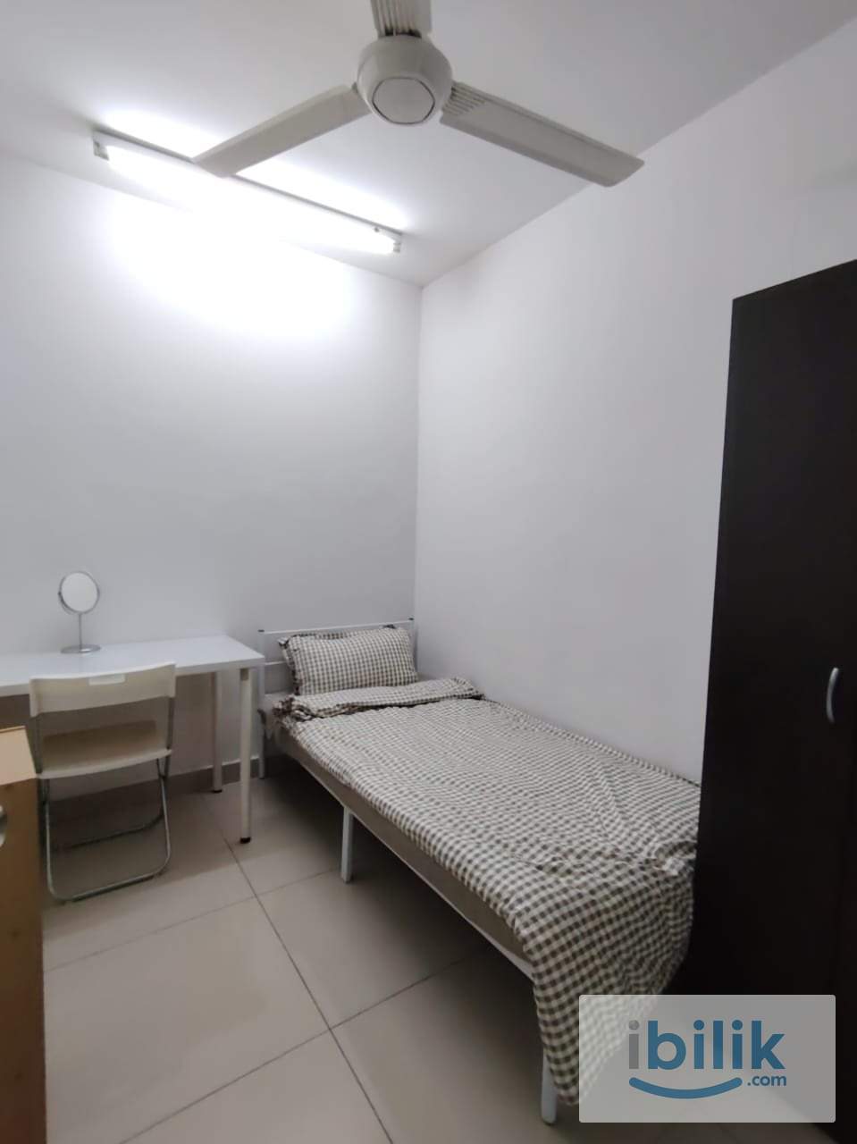FURNISHED AIRCON SMALL ROOM SUASANA LUMAYAN⭐⭐⭐⭐⭐ - Image 4