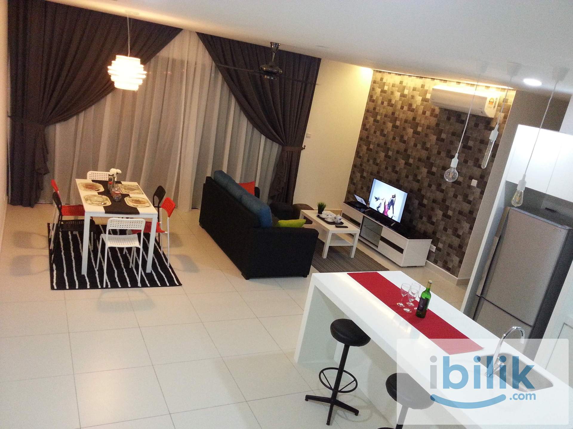 Cristal Residence fully furnished Middle Room for rent in Cyberjaya - Image 1