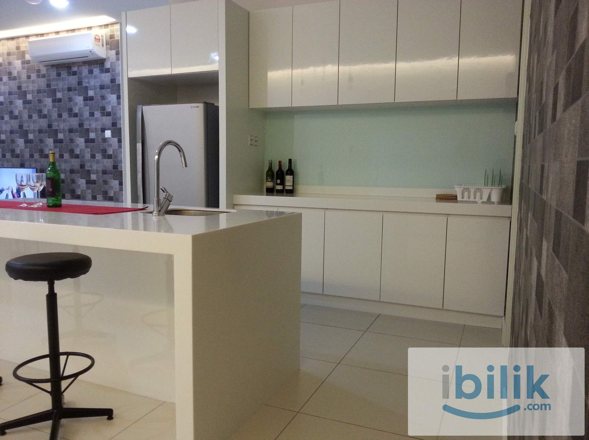 Cristal Residence fully furnished Middle Room for rent in Cyberjaya - Image 4