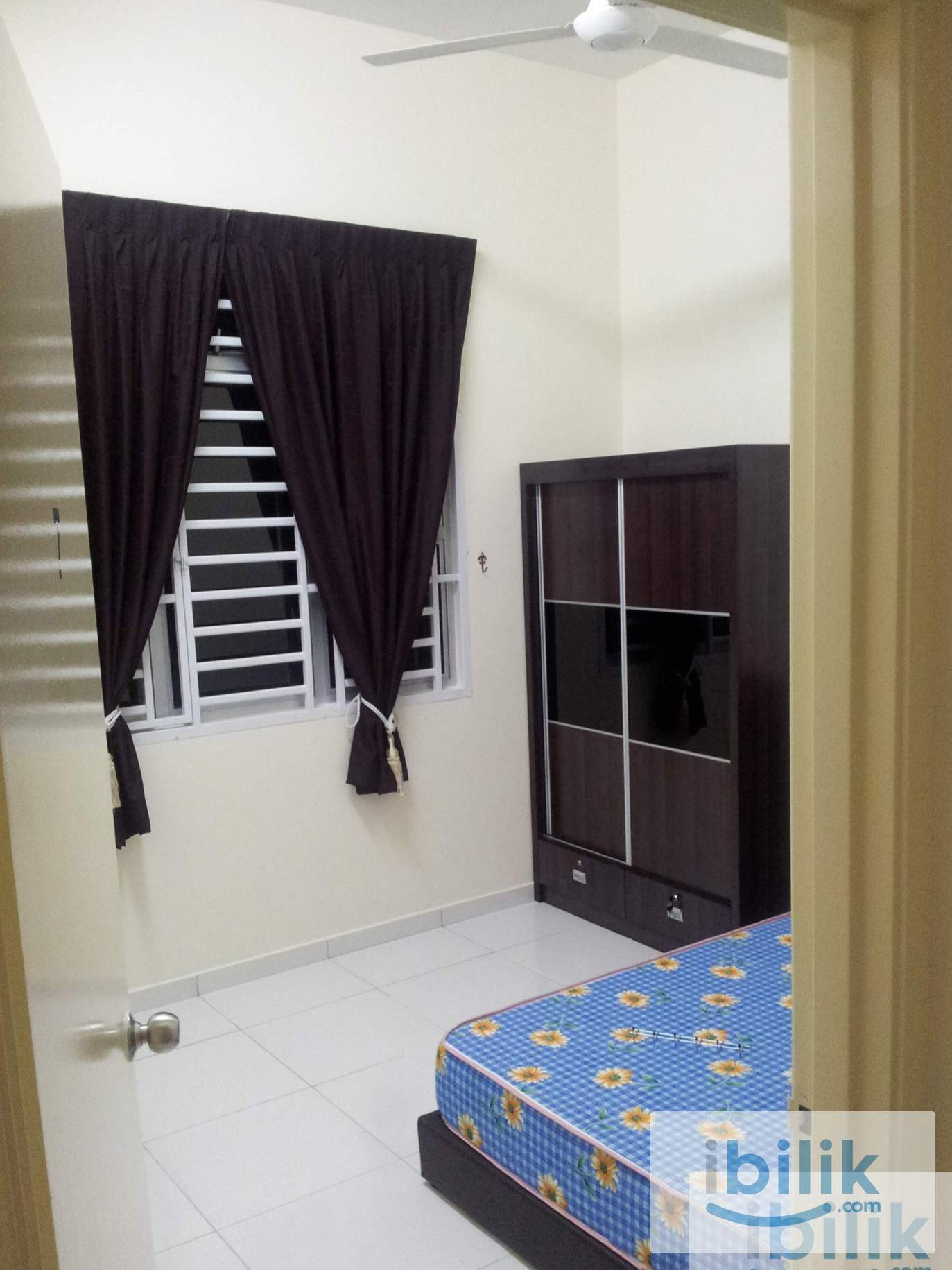 Gated and Guarded Fully Furnished Middle Room at Bukit Indah, Johor Bahru - Image 1