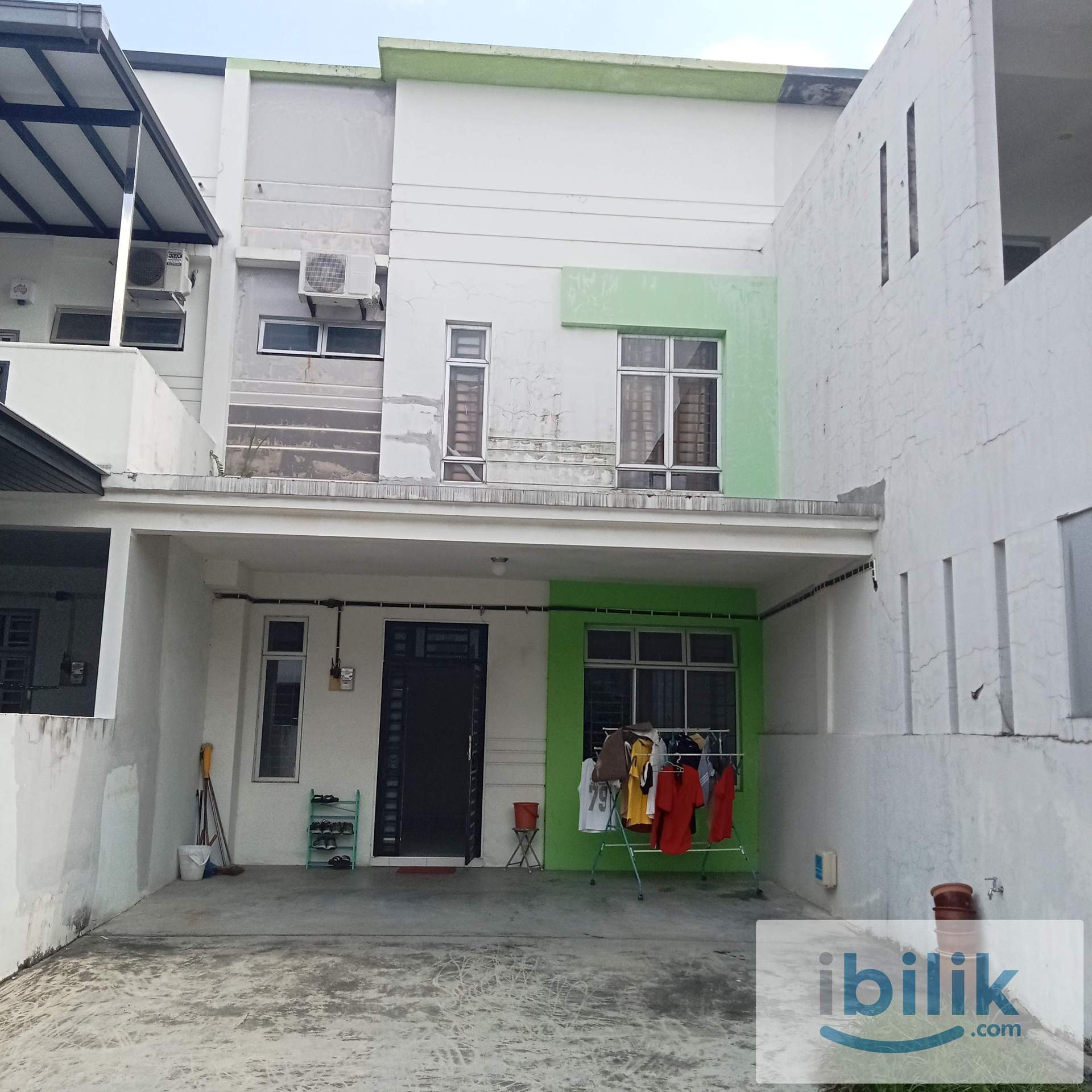 Bukit Indah eight avenue - Image 1